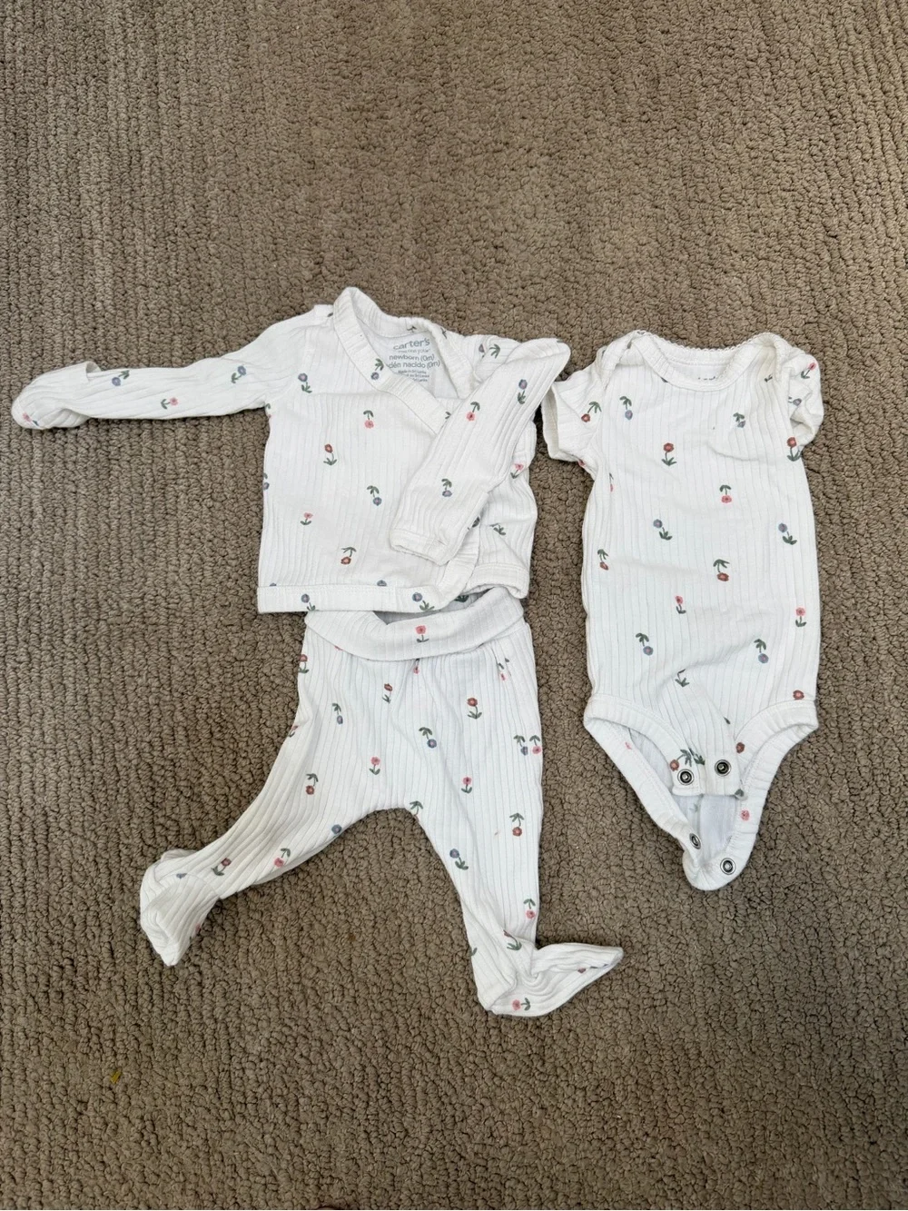 Newborn girl bundle - florals & pink from Carters and Cloud Island.